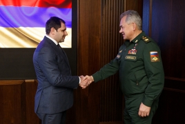 Armenian, Russian Defense Chiefs discuss Karabakh peacekeeping mission