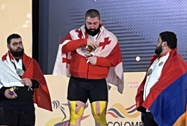 Армянский тяжелоатлет стал бронзовым призером ЧМ