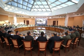 Պապիկյանը խորհրդակցություն է անցկացրել ՀՀ ՊՆ, ԶՈւ և ԶՈւ ԳՇ ղեկավար կազմի հետ