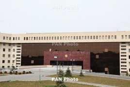 МО Армении: Сгоревшая казарма была временной, закуплены итальянские модульные казармы