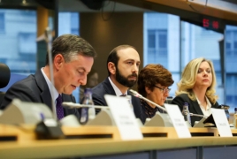 Глава МИД Армении в Европарламенте: Есть 2 варианта снятия блокады Лачинского коридора, пора действовать