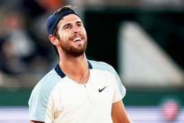 Khachanov loses to Tsitsipas in Australian Open semi-final