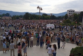 В Нагорном Карабахе проходит всенародный митинг с требованием деблокирования Арцаха