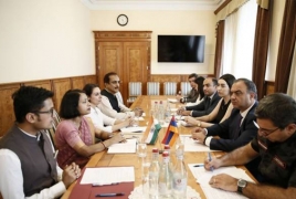 Глава МВД Армении обсудил с послом Индии вопросы расширения сотрудничества