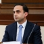 Ավինյանին տուգանել են առանց իրավունքի «Գազել» վարելու համար