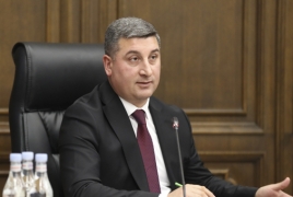 Top Armenian official speaks enclaves, infrastructure with Azerbaijan