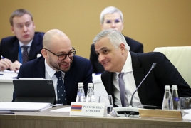 Вице-премьер Армении принял участие в заседании Совета ЕЭК в Москве