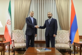 Глава МИД Ирана прибыл в Армению с рабочим визитом