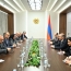 Секретарь Совбеза Армении и глава МИД Ирана обсудили двусторонние экономические отношения и вопросы безопасности