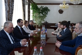 Посол Франции и губернатор армянского Гегаркуника обсудили углубление сотрудничества в сфере безопасности