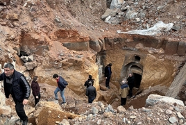 Օհանավանի բնակիչն իր հողամասում միջնադարյան ժայռափոր դամբարան է հայտնաբերել