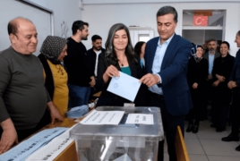 Վանում ընտրված ընդդիմադիր քաղաքապետը կպաշտոնավարի․ Թուրքիայում տեղի են տվել բողոքի ալիքին
