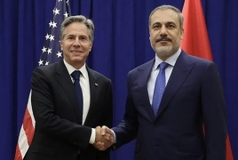 Госсекретарь США и глава МИД Турции встретились в Брюсселе