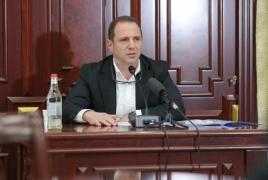 Տոնոյանը հանդիպում է պահանջում ՄԻՊ–ի հետ
