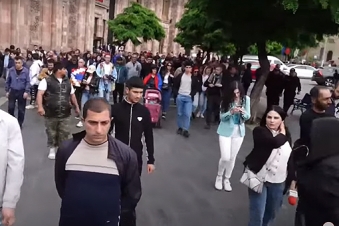 В Ереване вновь проходят акции протеста: 63 гражданина подвергнуты приводу