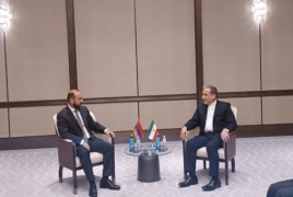 Միրզոյանը Ստամբուլում հանդիպել է Իրանի պաշտոնակցի հետ