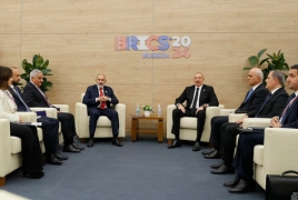 Սիմոնյան. Փաշինյանն ու Ալիևը Կազանում քննարկել են գերիների հարցը