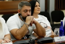 Ավագանու անդամ․ Սարիկի PR-ը ֆինասավորելուց առաջ Երևանի շների հարցը թող լուծեն