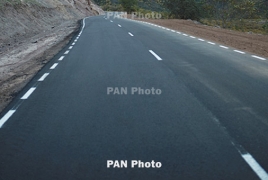 Agarakavan village residents block Gyumri-Yerevan road