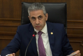 Ղազարյանը՝ Մանուկյանին․ Եթե տեղյակ եք կառավարության ծրագրը չկատարելուց, ինչո՞ւ անվստահության գործընթաց չեք սկսել