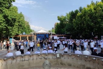 Over 7,000 join rally for detained businessman Karapetyan