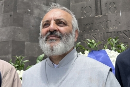 Բագրատ սրբազանը՝ իր դեմ պատրաստվող խմբային հայցի մասին․ Բարձրաձայն ծիծաղում եմ