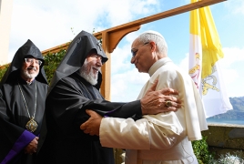 Կաթողիկոսն ու Հռոմի պապն անդրադարձել են ՀՀ և հայ ժողովրդի առջև ծառացած մարտահրավերներին