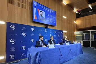 Armenia stresses peace agenda at Paris roundtable