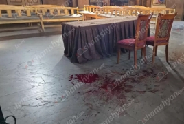 Չարենցավանի եկեղեցում դանակահարել են հարազատին վերջին հրաժեշտը տվող տղամադրու․ Կասկածյալը հաշվառված է հոգեբուժարանում