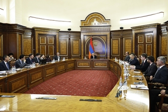 Armenia reviews policy on state-owned enterprises