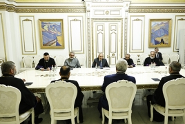 Поддержавшие Пашиняна священнослужители призывают не бояться атак и не отступать