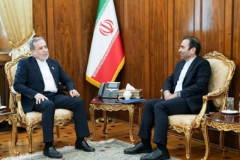 Iranian FM calls for deeper ties with Armenia