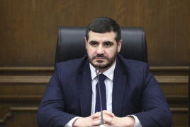 Եղոյան. Եկեղեցականներին մերոնքականի ու ձերոնքականի բաժանողները հավաքվել էին, որ պախարակեն եպիսկոպոսներին