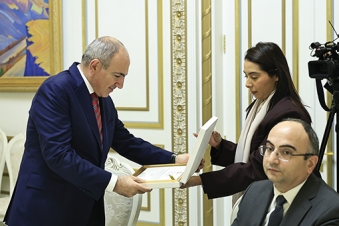 Pashinyan: sharing Zayed award with Aliyev is justified