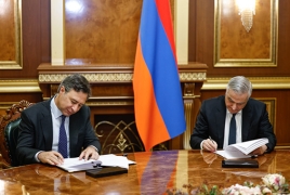 Գրիգորյանն ու Էռնեկյանը ստորագրել են Կոնցեսիոն պայմանագրի  5-րդ լրացումը, որն առնչվում է Կապանի օդանավակայանին