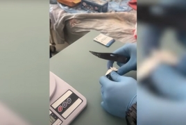 Օտարերկրացին օդային ճանապարհով ՀՀ է բերել 845 գրամ կոկաին