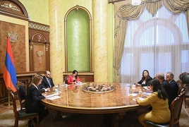 Հարությունյանը ԵՄ պաշտոնյաների հետ քննարկել է ՀՀ–ԵՄ հարաբերությունների օրակարգը