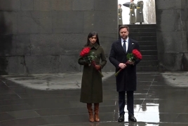 Վենսը տիկնոջ հետ այցելել է Ծիծեռնակաբերդ․ «Մենք պատվում ենք հայ ժողովրդի տոկունությունն ու անսասան ոգին»