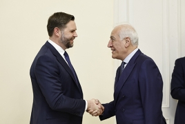 Խաչատուրյանն ընդունել է Վենսին, կարևորել այցը որպես երկկողմ հարաբերությունների խորացման ազդակ