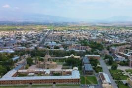 Վաղարշապատում խուզարկություններ և ձերբակալություններ են