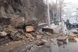 Մյասնիկյան պողոտայում քարաթափում է եղել․ Մեծ ժայռաբեկորներ են պոկվել