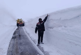 Ազիզյան․ Վարդենյանց լեռնանցքում ձնածածկույթը գերազանցել է 2 մետրը