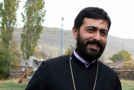 Դատարանը վարույթ է ընդունել ՀԱԵ հայցերը կարգալույծ քահանայի դեմ