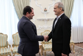 Պապիկյանն ու Փեզեշքիանը խոսել են տարածաշրջանում խաղաղության կարևորության մասին