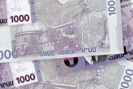 Գալստյանը՝ 1000 և 10,000 դրամանոցների նմանության մասին․ «Դոլարի թղթադրամները նույն գույնի և չափի են, բայց չեն շփոթում»