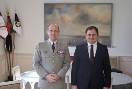 Պապիկյանը գեներալ Ժիրոյի հետ քննարկել է ՀՀ-Ֆրանսիա համագործակցությունը պաշտպանության ոլորտում