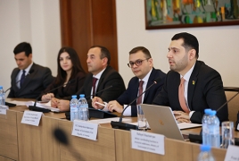 Մաթևոսյանը դիվանագետներին է ներկայացրել COP17-ի նախապատրաստական աշխատանքները