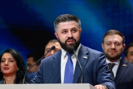 Ալեքսանյան․ Իշխանություններն ամիսներ շարունակ կռիվ էին տալիս Սամվել Կարապետյանի նկարի հետ, հիմա՝ անվան