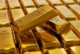 Gold rises to $4,740 amid regional tensions
