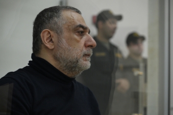 Vardanyan urges ombudsman to consider Baku visit